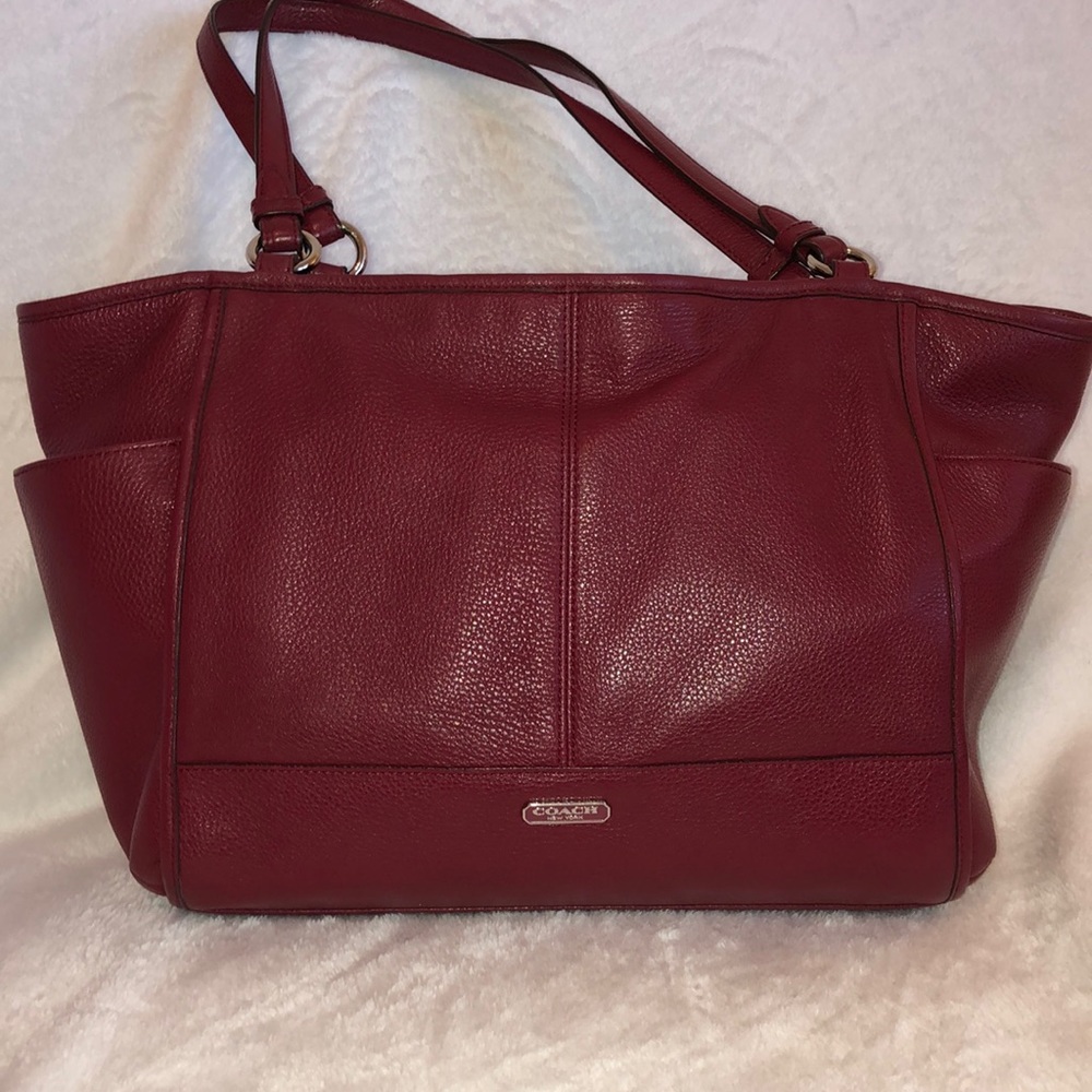 Coach Handbag in Great Condition!